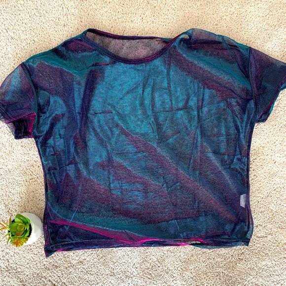 Chromatic Mesh Top - Picture 1 of 4